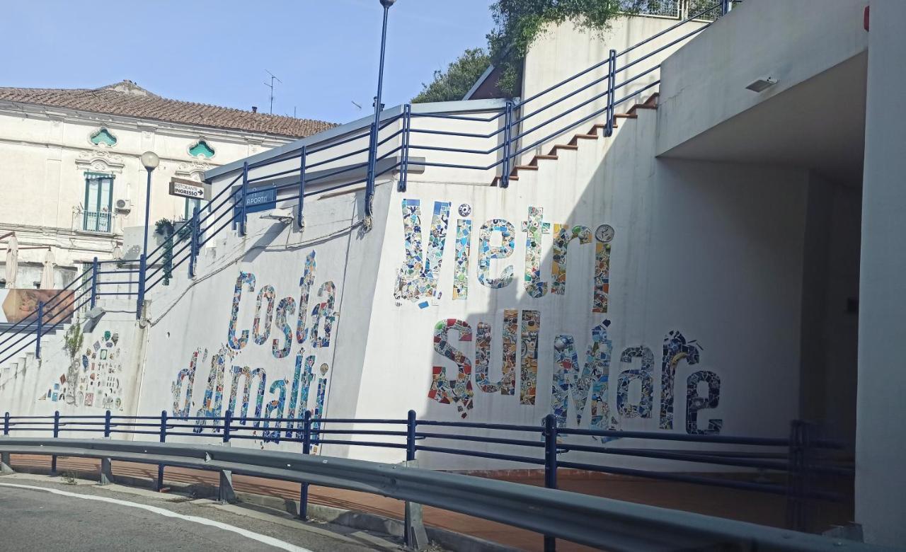 Casa Vacanze Smeralda Amalfi Coast Vietri Exteriör bild