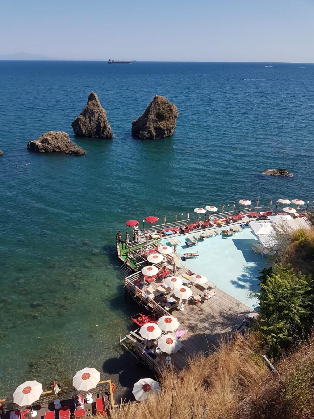 Casa Vacanze Smeralda Amalfi Coast Vietri Exteriör bild