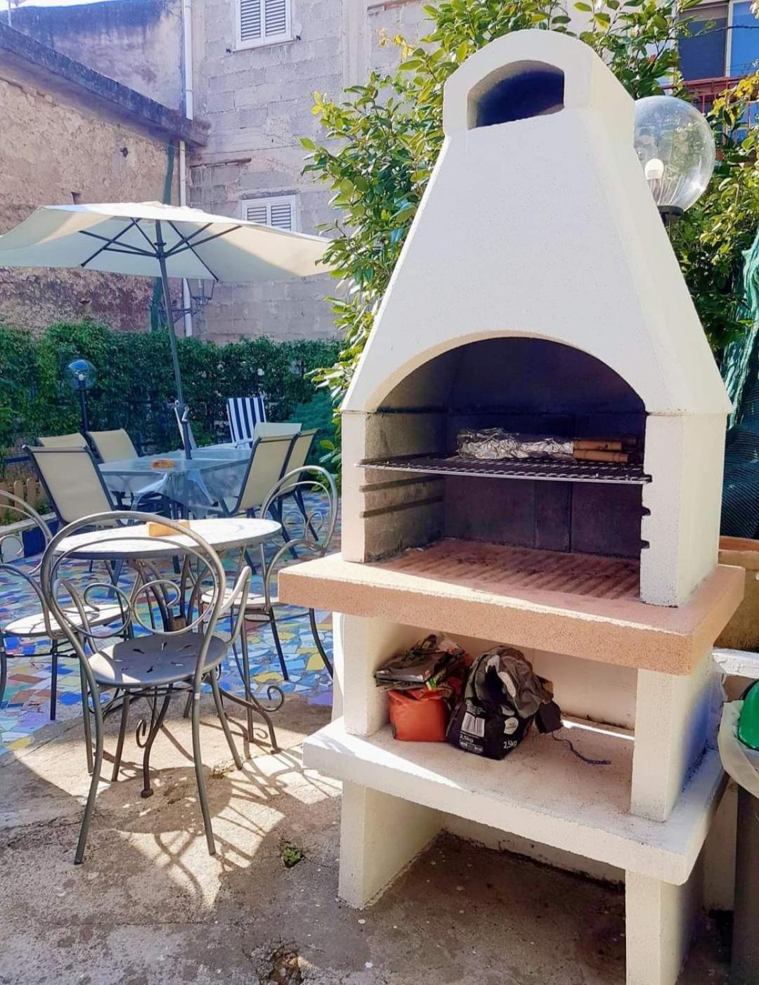 Casa Vacanze Smeralda Amalfi Coast Vietri Exteriör bild