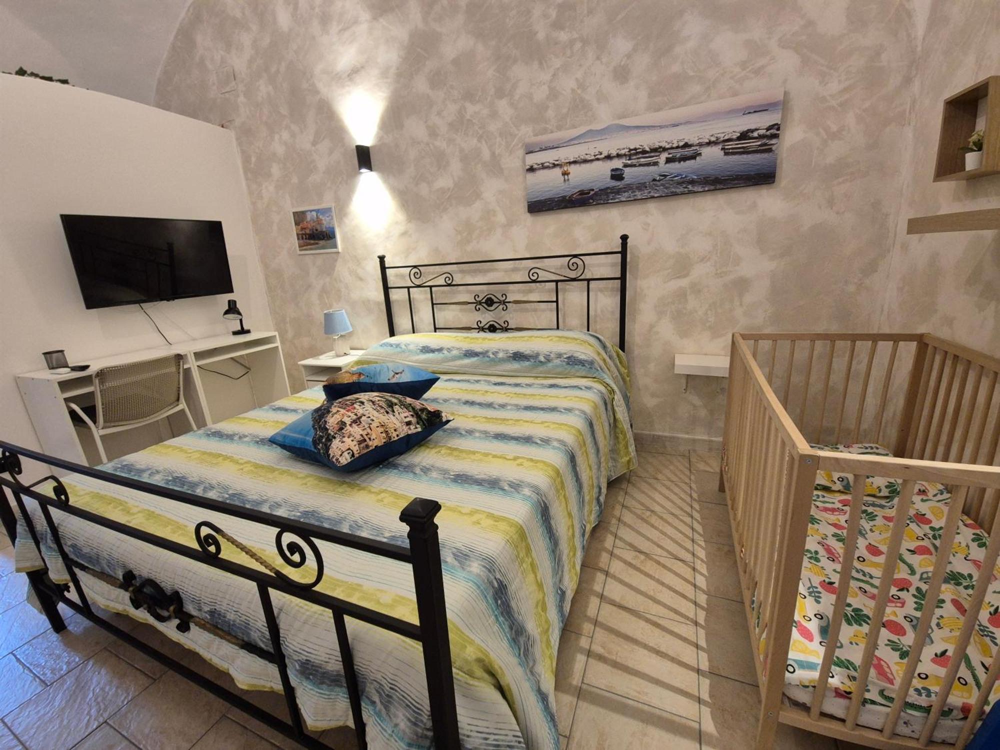 Casa Vacanze Smeralda Amalfi Coast Vietri Exteriör bild